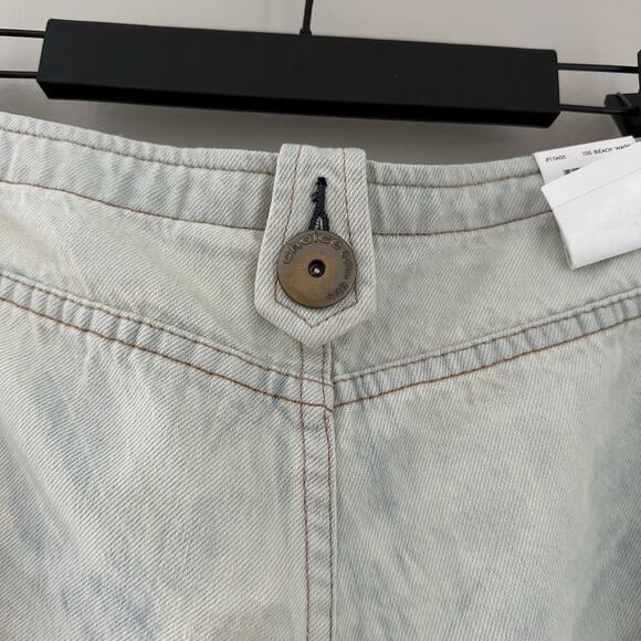 Choice by Calvin Klein Women’s Ultra Low Flare Light Acid Washed Jeans Size 30L - Picture 4 of 11